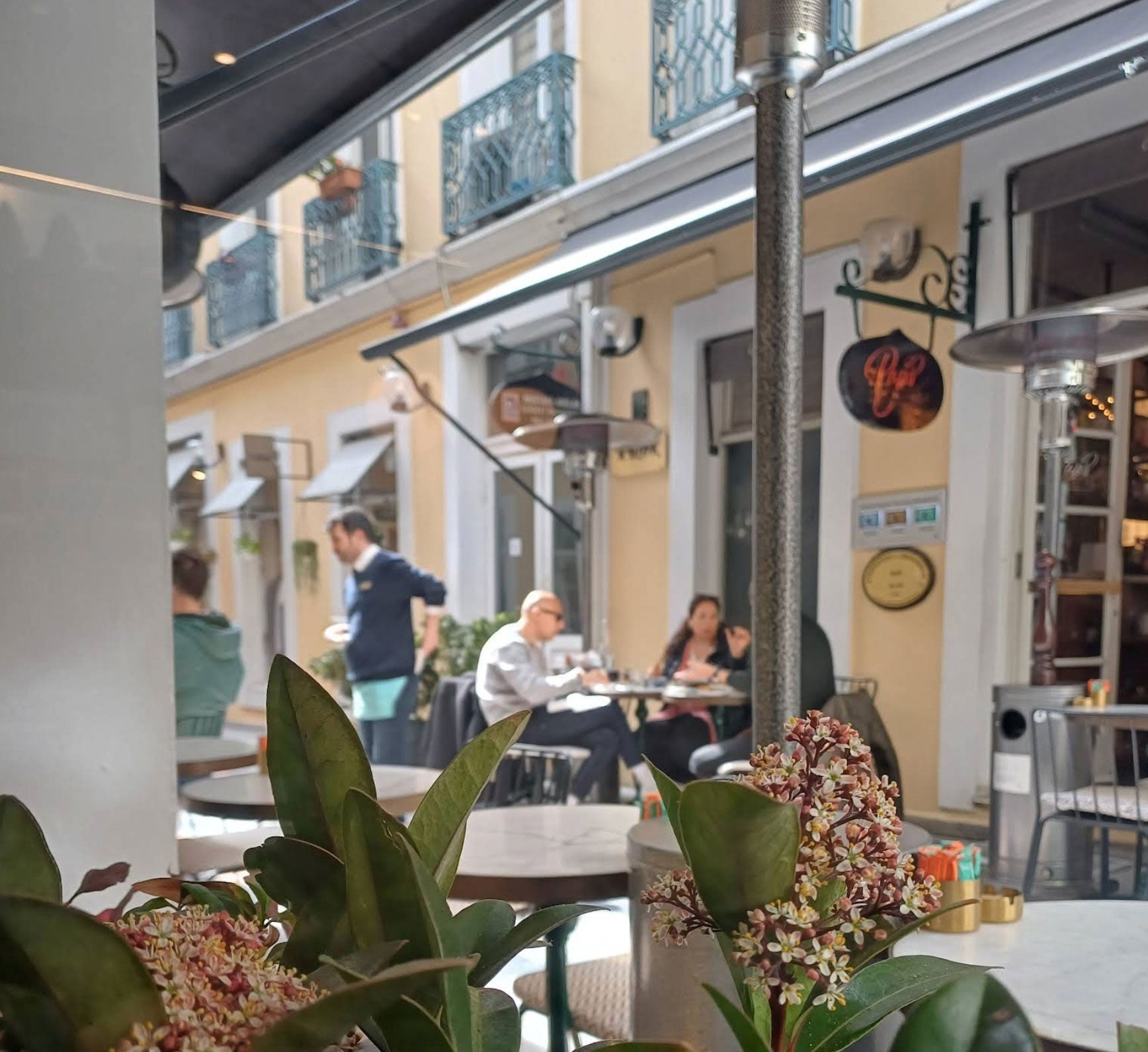 Coffee at Mums Cafe: Espresso, Lattes, and the Karaköy Ritual